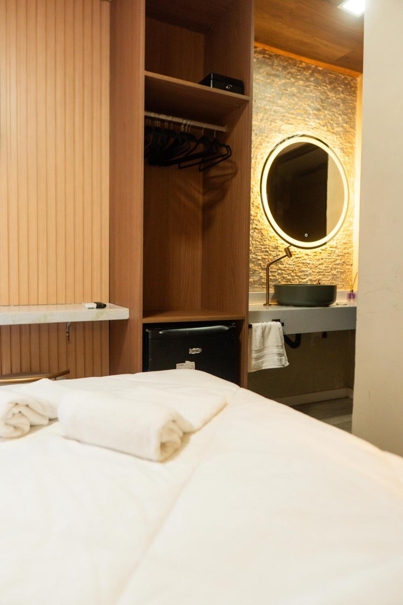 Suite with Balcony - Street view